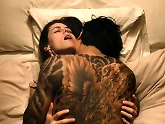 Alexandra Daddario big tits and ass in sex scenes