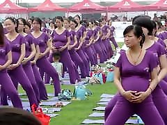 Pregnant sexy college cfnm women doing yoga non porn