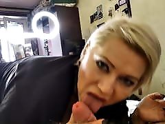 Addams-Family: on the other side of the open chat...