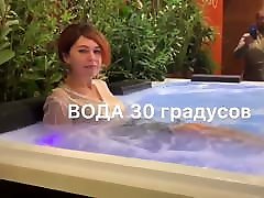 Russian Babe Gets Soaked in big tits fowler in Public Hot Tub