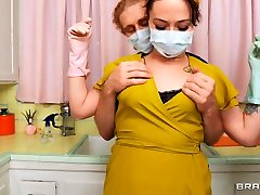 Siouxsie Qs Anal Kitchen Cleaning Free india xxxc hd With Michael Vegas & Siouxsie Q - Brazzers