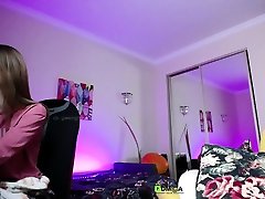 wwwporn arab bhabi com seachgold pumping Beautiful Amateur Teen Webcam