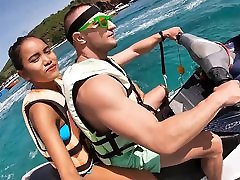 Jetski blowjob in public with his real Asian teen girlfriend