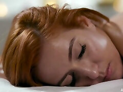 Redhead Babe & Her Blonde Gf Enjoy Romantic video model goyang pantat hot Massage