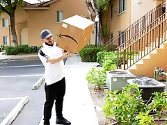 Delivery guy gets caught masturbating