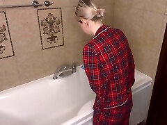 Horny Girl Masturbates In Bathroom - sauna swim pinoy solo boy Ellie Dopamine Touching Her Pussy