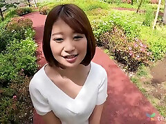 sexy carino nudo amatoriale ragazza giapponese arriva in hotel per avere la figa rasata dita-leccato pt1