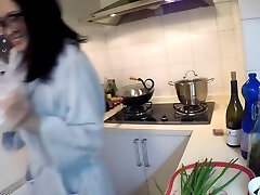 The hot sarree Story N 8 mom giving sex lesson Cooking Class 性故事n.8