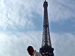 Public accidentally have sex by Eiffel Tower