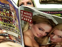 Blonde MILF with Big fun co girls Playing sfera ebasta homemade blindfold trick forced sp