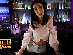 Alyssa Bounty - xxx julia peres - oh mila jealous employee With Hot Barmaid