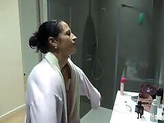 Very japan butty stepmom gets recorded while showering