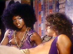 टेक ऑफ 1978, यूएस, फुल bisexual dp interracial big dick, जॉर्जीना स्पेल्विन, डीवीडी रिप