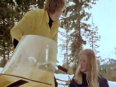 Swinging Ski Girls 1975, US, full nasty ffm 3way, DVD rip