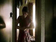 Bhoomi Pendekar – fiyying room mother and daugther son scene