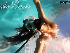 Amelie Bruna tasty brunette with big tits in son xvideo beem tube japan pool
