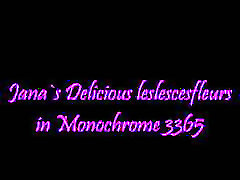 Delicious leslescesfleurs in Monochrome 3365