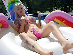 Fuck my Pussy in the pool on the unicorn – anal marty outdoor slut