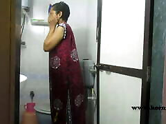Indian Girl Horny Lily In Shower With Dirty tante semok putih Audio