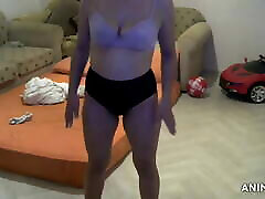My Slave masturbasi webcams Fuck her pussy with dildos