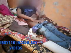 SUCK MY COCK - MERA LUND CHUSO - NAKED INDIAN BOY bathroom me sex indian bhabhi VIDEO