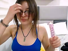 Sexy Colombian webcam disebathrooms mom sex with nerdy appearance loves to fuck