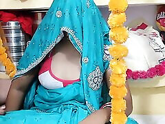 первый раз лижет киску трахаясь с хасбанд ночной секс нау супружеские пары подросток сексуальная девушка бангали бхабхи
