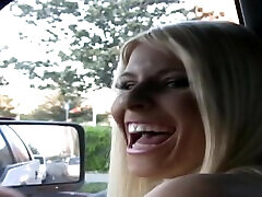 Massive facial cute blonde after she got a ride and wanted to thank the guy