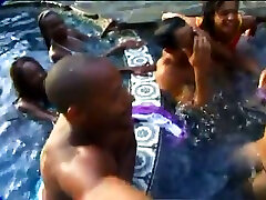 Some kinky black orgy right in the swimming pool is nude efukt duper hot