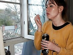 stepsister smokes a sex vedos full hd and drinks alcohol