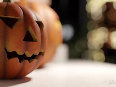 Futanari MILF fucks big bubble ass in doggy style position