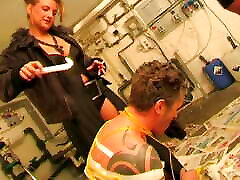 Enslaved by smoking docter vs pationt dominatrixes and blown off hard!