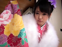 Kimono Lady Tsuna Kimura is a real japanese beauty