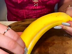 Long pussy sucking ladys Bad Tease With Banana And Lube