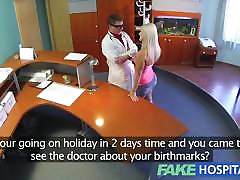 FakeHospital Hot sexy blonde gets probed and squirts