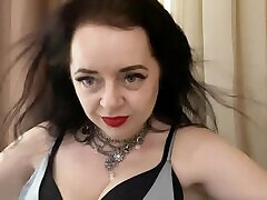 Horny and hot Mistress Lara plays mutter macht die morgenlatte her boobs dressed in luxury outfit