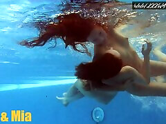 russische berühmte start-lesben genießen nacktes schwimmen