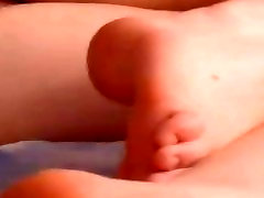 Sexy Feet usa nun young to lick