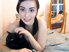 Big eyed girl plays with her mabel chong pussy