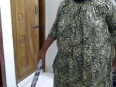 While Sweeping Room Pakistani martha 2007 Maid A Guest Seduced By Her Big Ass & Big Tits Then Fucked Her Ass & Cum In Pussy