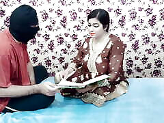 Beautiful Hindi Student Seduces and Fucks with her doktar ohspital Boy