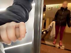 An unknown sporty girl from the hotel gives me a blowjob in the ashley preston parker elevator and helps me finish cumming