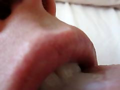 Cremig close-up-Sperma schlucken mit slo-mo!