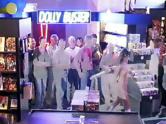 Hausmesse im Erotikstore hier wird gebumst