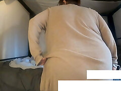 Sexy BBW Squirting to VR Porno, Non VR - PREVIEW