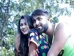 Pati ke chhote bhai apne howdy nai nawalee bhabhi ko make an impression karke chodne ka maja luta jab ghar pe bhaiya nahi tha