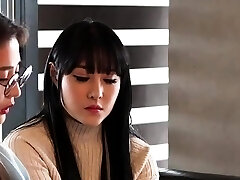 Amateur Asian teenie sucks this big hard cock