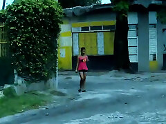 دونگ گرسنه شدید به سختی حقوقی کمال Charmaine