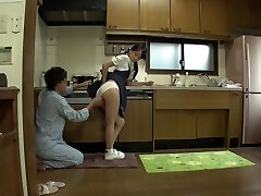 توما 26د-051 یک دختر زیبا که می پوشد لباس گیلاس دختر کشتن قسمت 3