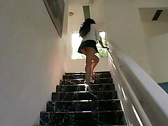 A sexy and sensual figure to deeply fuck her pussy